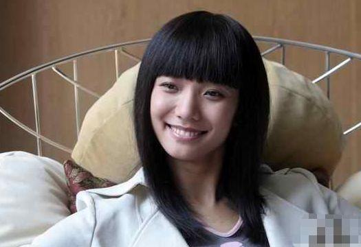 娱乐吃瓜姐妹胡文煊,娱乐吃瓜界的风云人物  第3张