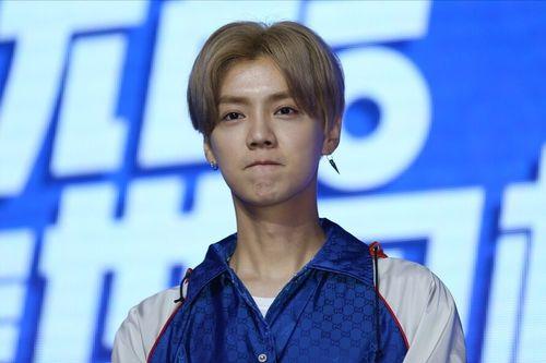 鹿晗娱乐吃瓜是真的吗,真相揭秘还是网络谣言？  第2张